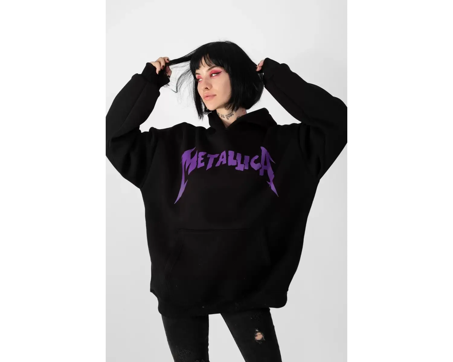 Metallica Mor Sırt Baskılı Beyaz Oversize Kapüşonlu
