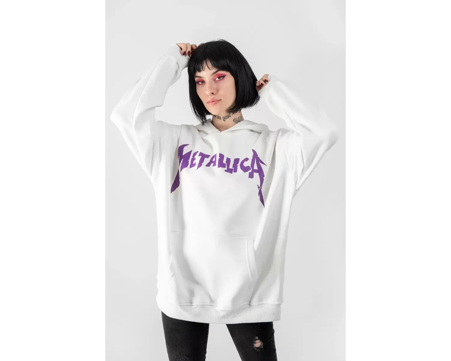 Metallica Mor Sırt Baskılı Beyaz Oversize Kapüşonlu