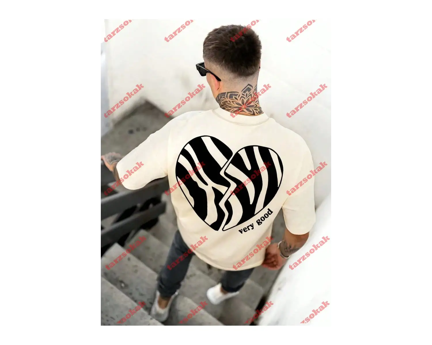 Model 3326 Erkek Yazlık Yuvarlak Yaka Kısa Kollu Günlük Tişört, Yaz