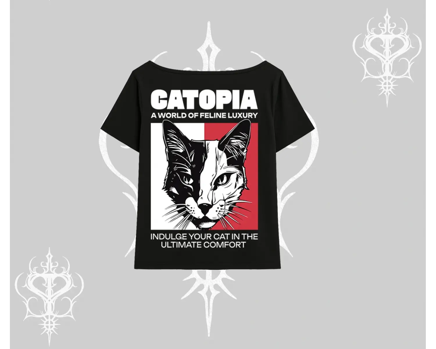 Modern Kedi Temalı Arka Baskılı Kayık Yaka Tshirt