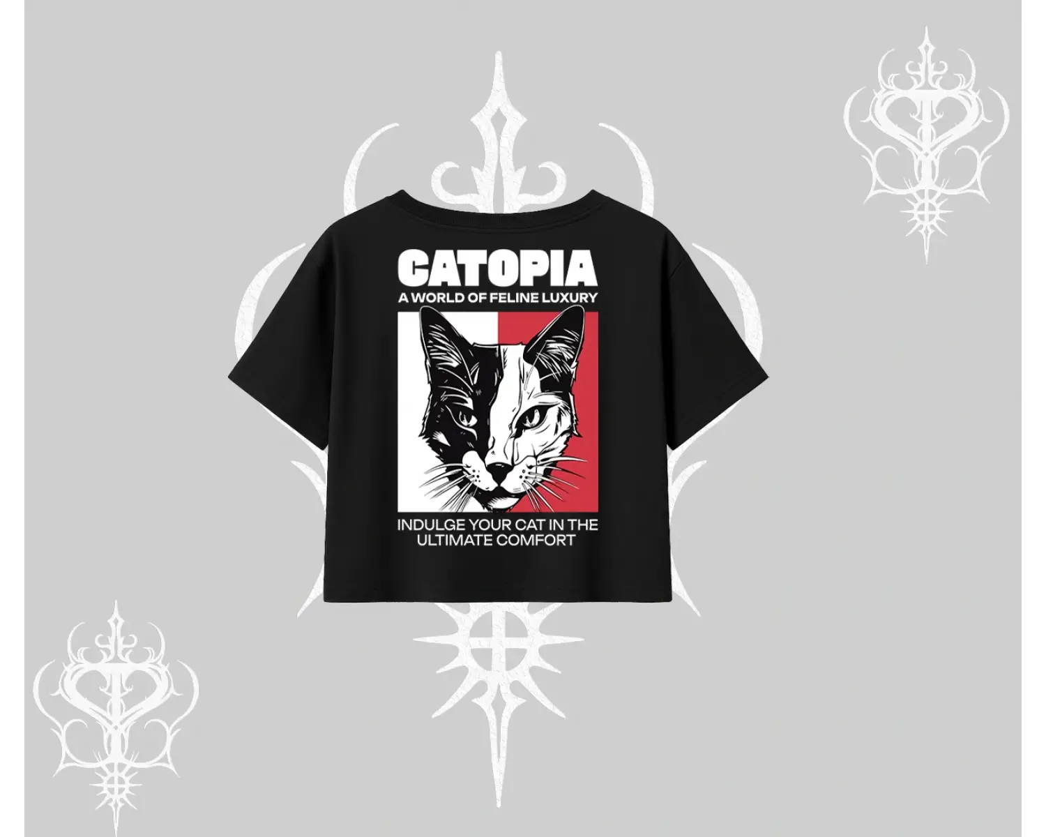 Modern Kedi Temalı Arka Baskılı Oversize Crop Tshirt