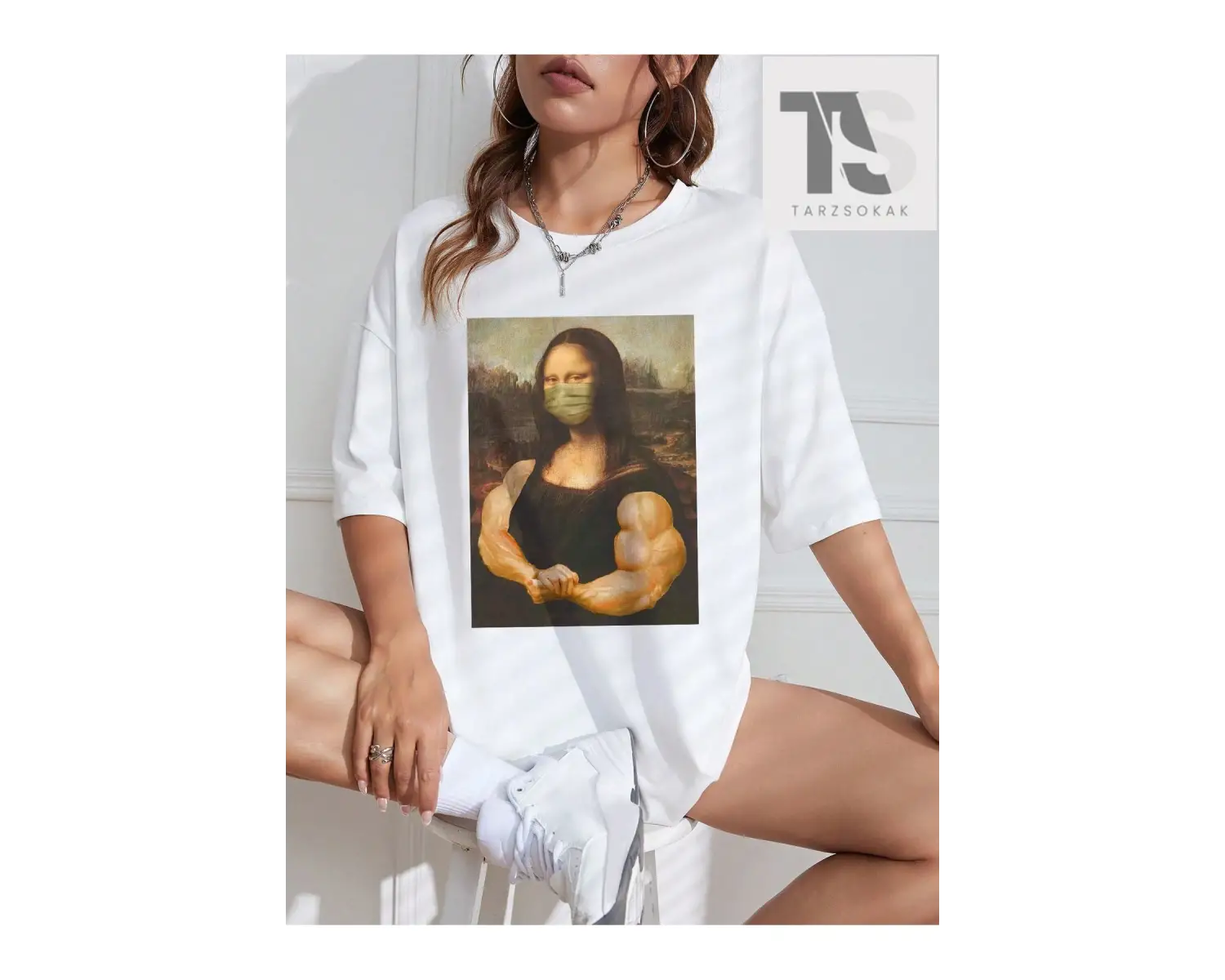 Mona Lisa Desenli Düşük Omuz Tişört