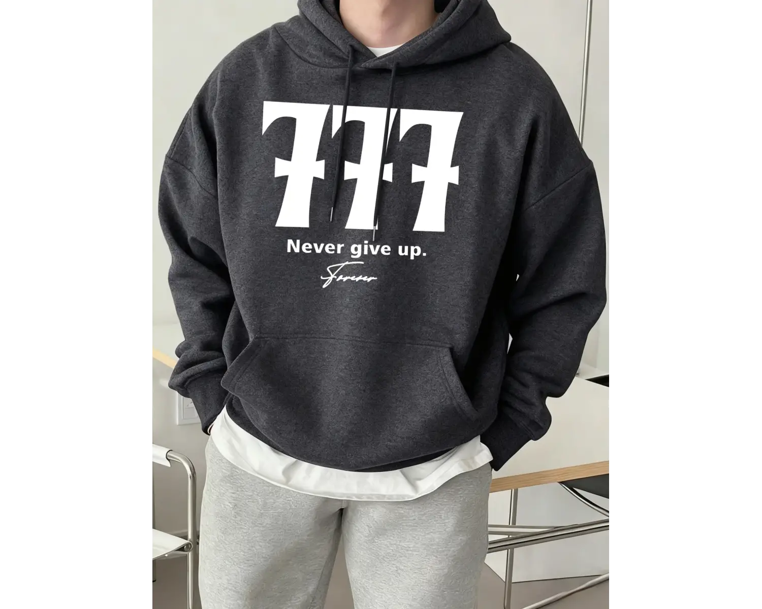 Never Give Up Number 777 Print Basics Sokak Kapüşonluları Erkekler Polar Yumuşak Sokak Giyimi