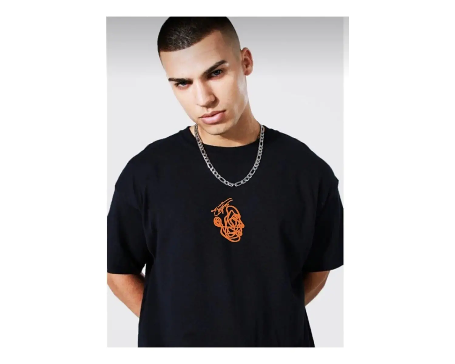 Oversize Erkek Beyaz Turuncu Imzalı Tişört