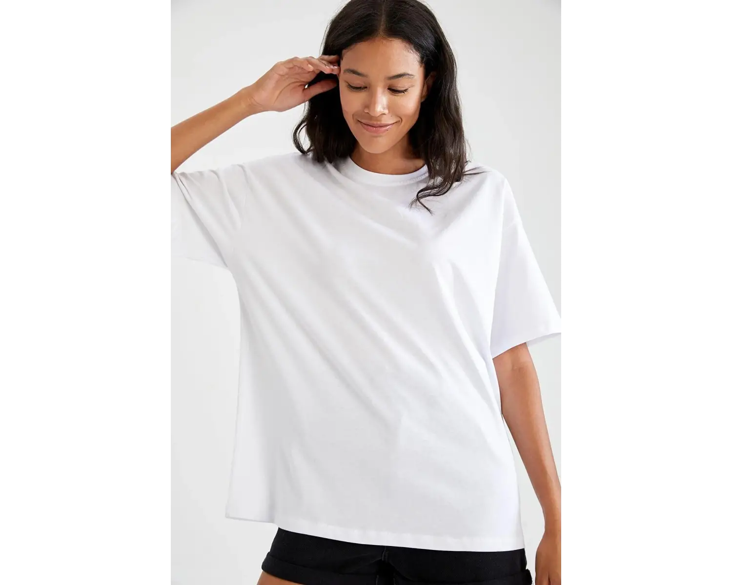 Oversize Fit Pamuklu Kısa Kollu Basic Tişört