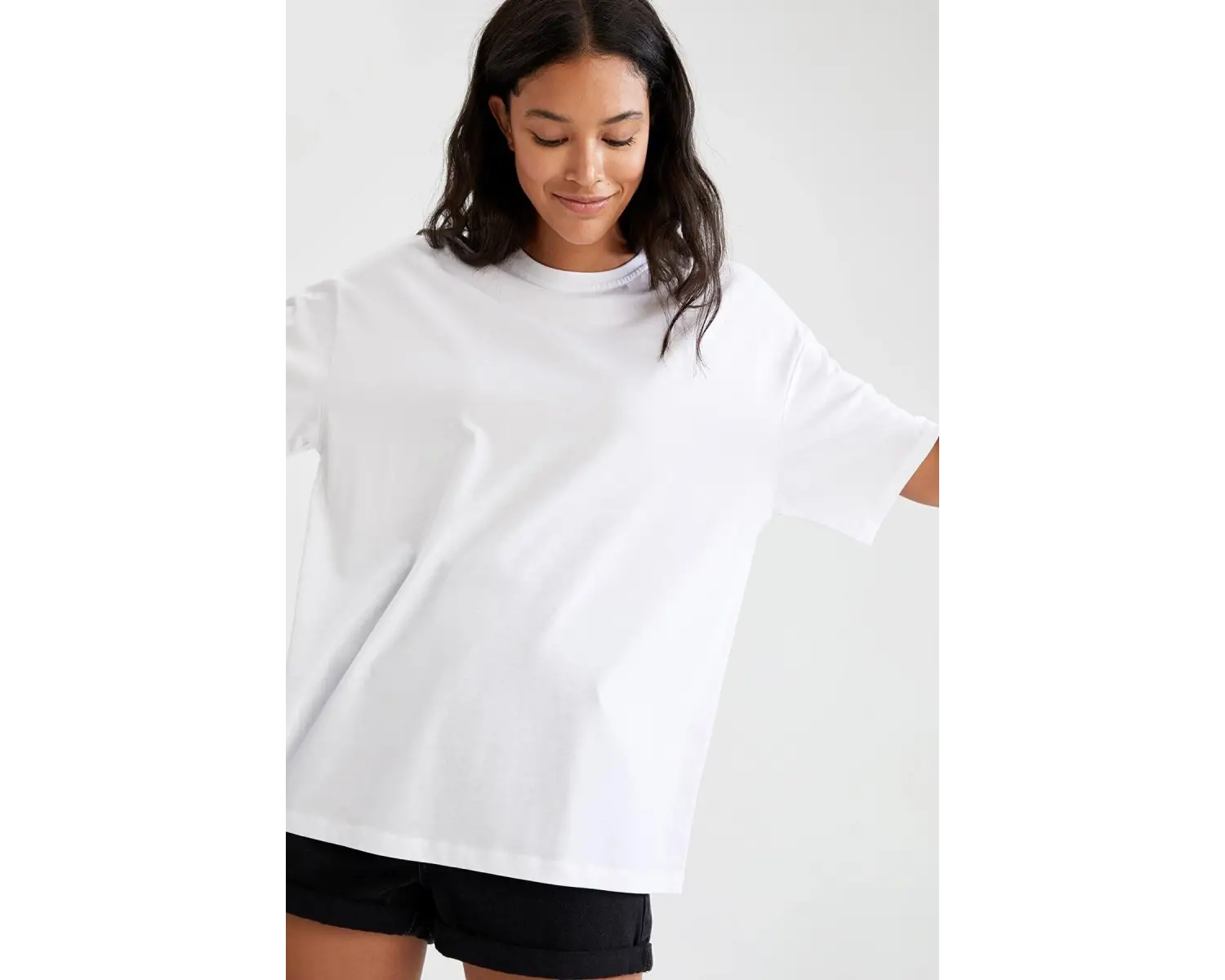 Oversize Fit Pamuklu Kısa Kollu Basic Tişört