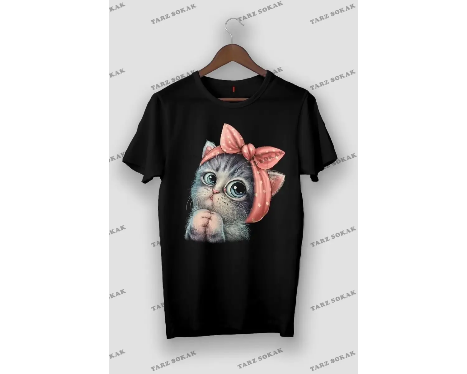 Oversize Kadın Beyaz Sevimli Minik Kedi Baskılı