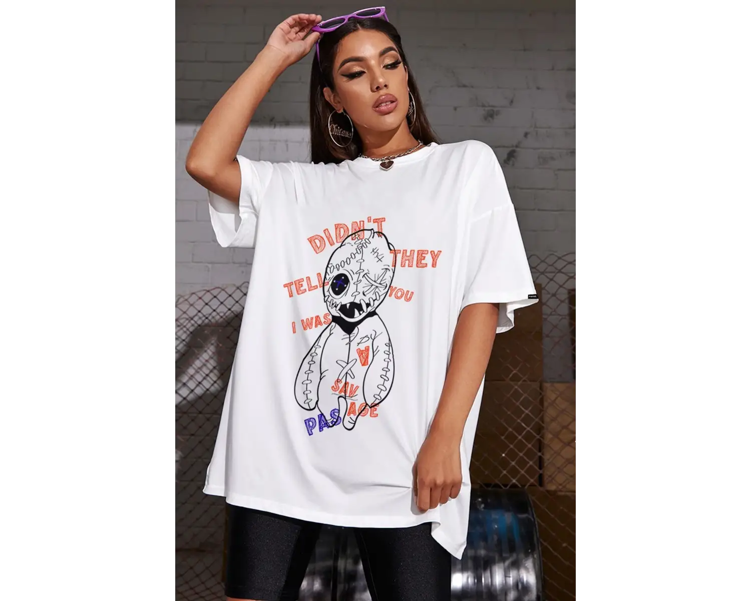 Oversize Savage Baskılı Beyaz Tshirt NRAGE198