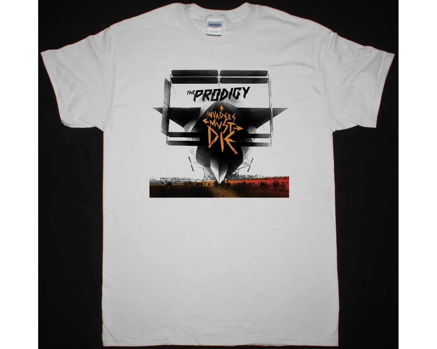 RAGE AGAINST THE MACHINE PEOPLE ARE BORN FREE NEW WHITE T-SHIRT ÖN BASKILI