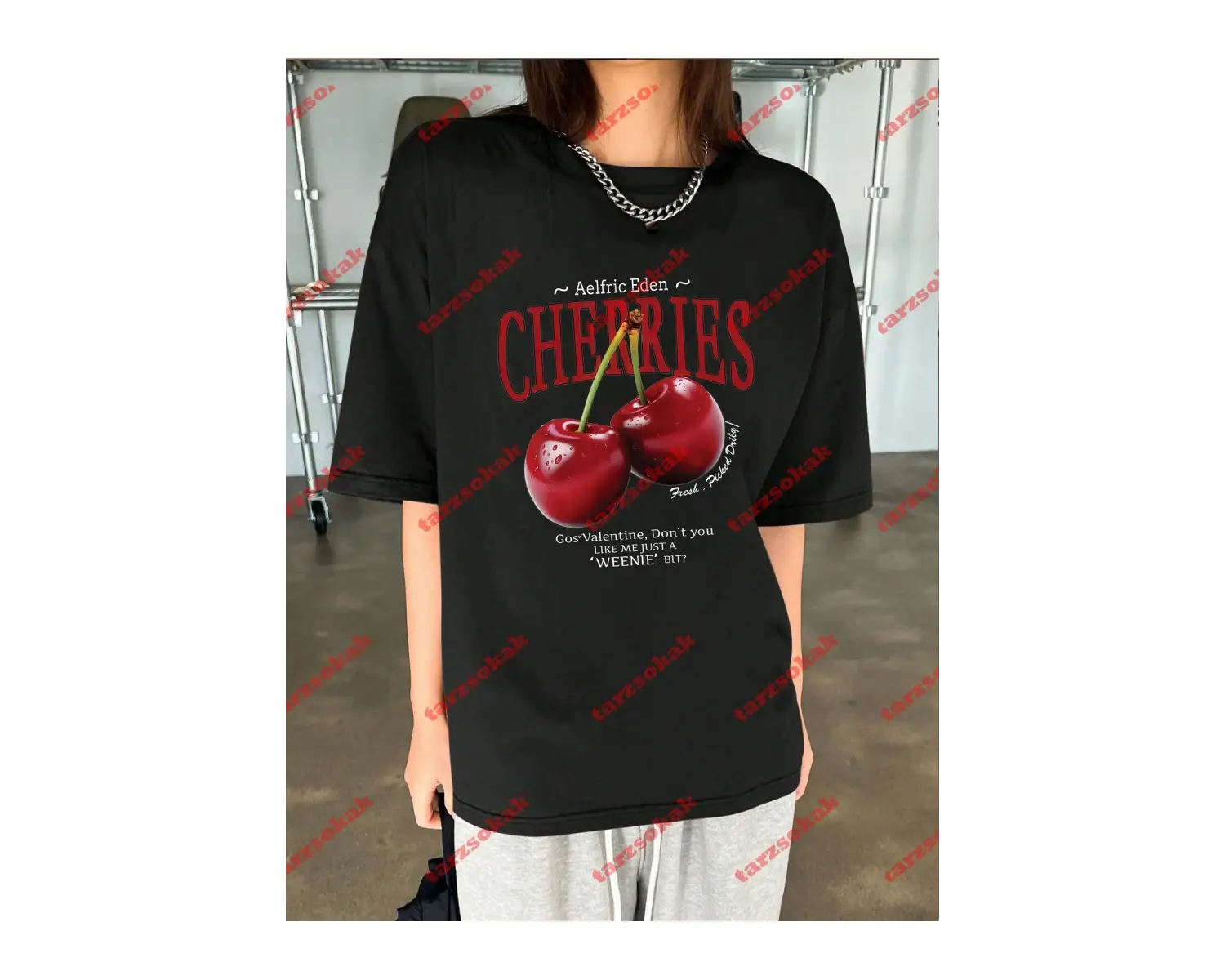 Red Cherries Baskılı Oversize Unisex Tshirt Beyaz