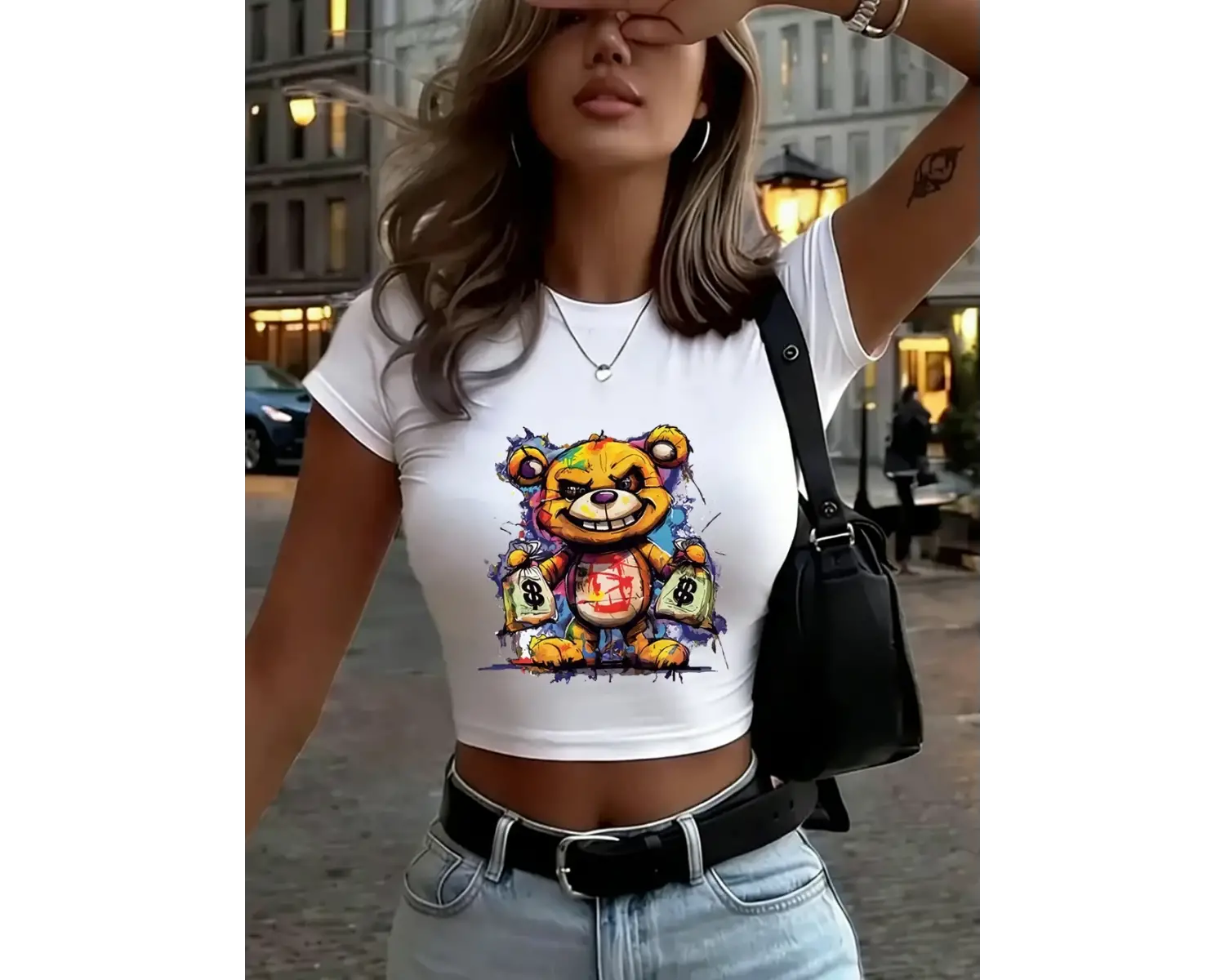 Renkli Ayı Para Çantası Tutan Baskılar Kadın Kırpma Tişörtleri Yaz O-Boyun Üstleri Yüksek Ela