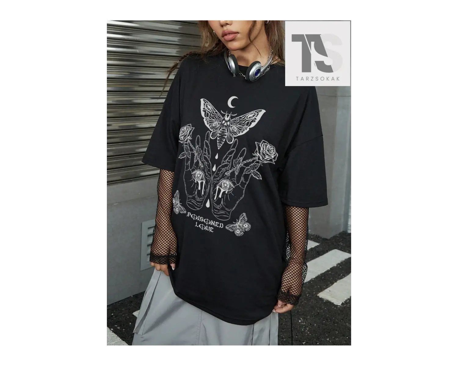 ROMWE X Attack on Titan Yazılı Baskılı Kısa Kollu Tişört