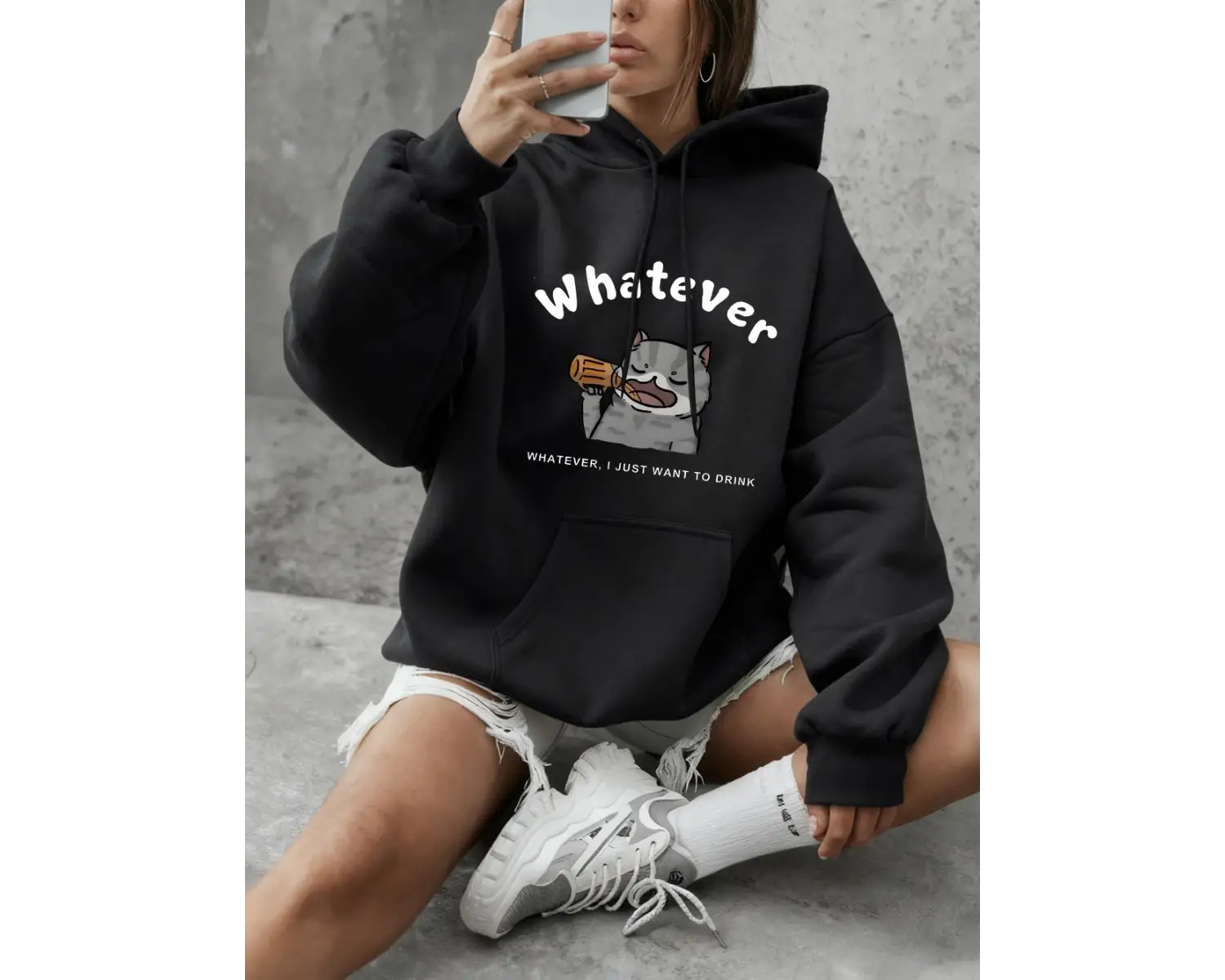 Sarhoş Kedi Karikatür Baskılı Kadın Kışlık Polar Sıcak Sweatshirtler Basic Yuvarlak Yaka Kaza