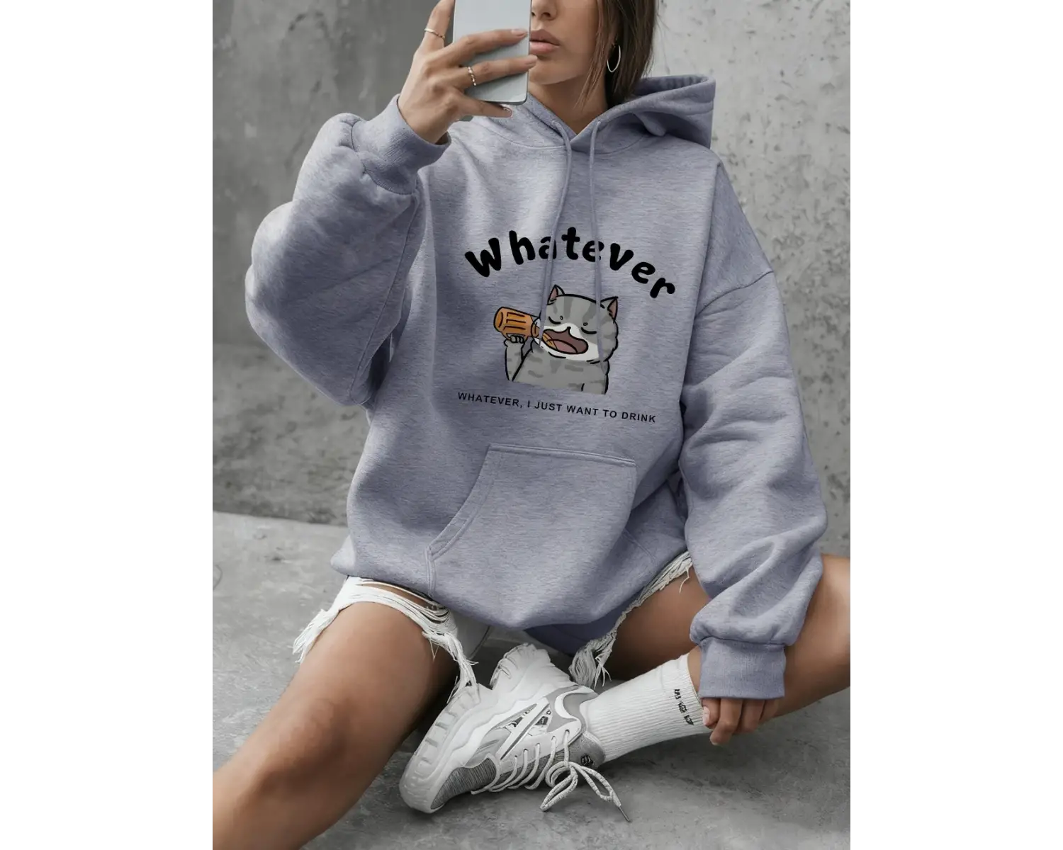 Sarhoş Kedi Karikatür Baskılı Kadın Kışlık Polar Sıcak Sweatshirtler Basic Yuvarlak Yaka Kaza