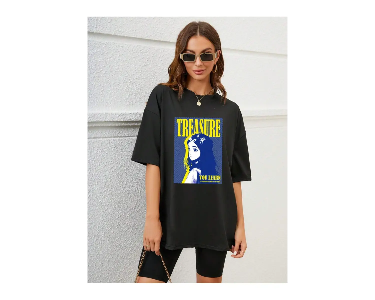 Şekil ve Harf Grafikli Düşük Omuzlu Tişört