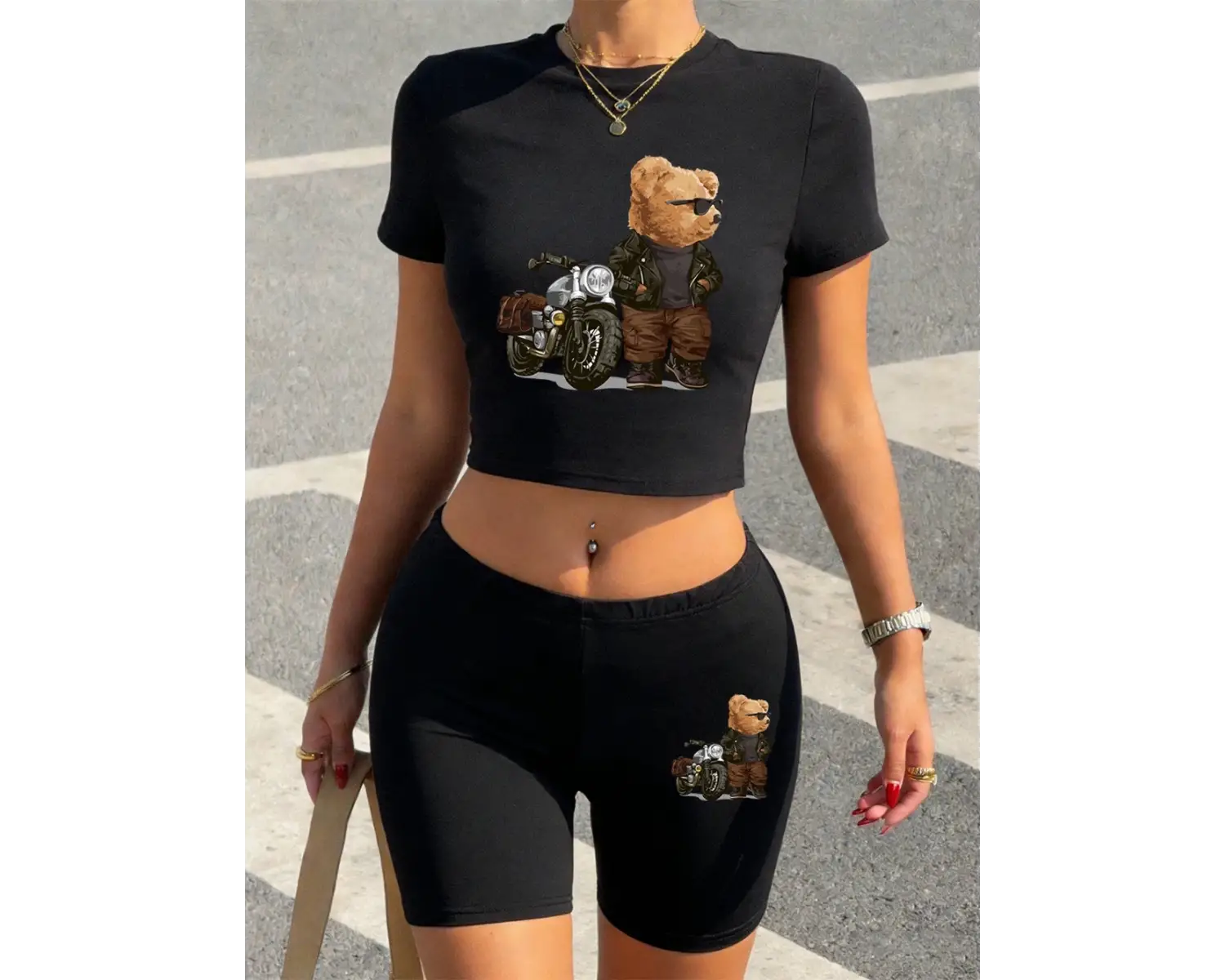 Seksi Sürüş Motosikleti Havalı Ayı Baskılı Babby Teelar Şortlar Kadın İki Parçalı Set Tişörtle