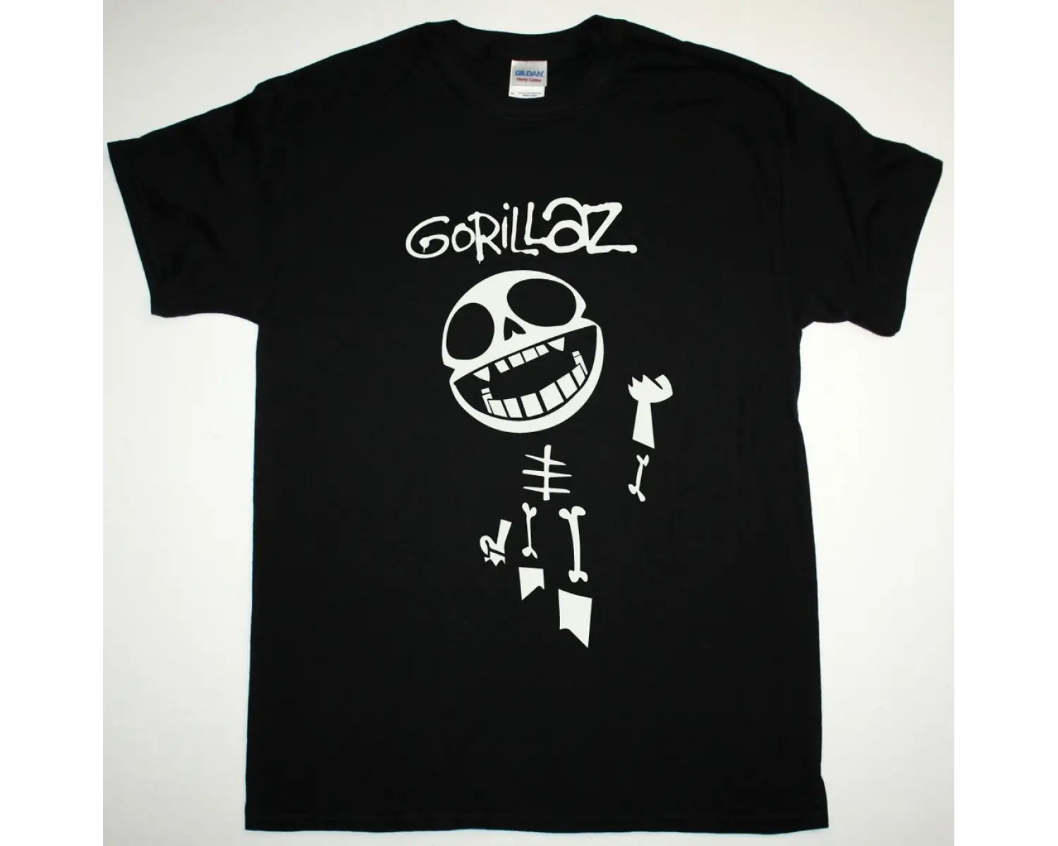 SELLSWORD SILVER SCHIELD NEW BLACK T-SHIRT