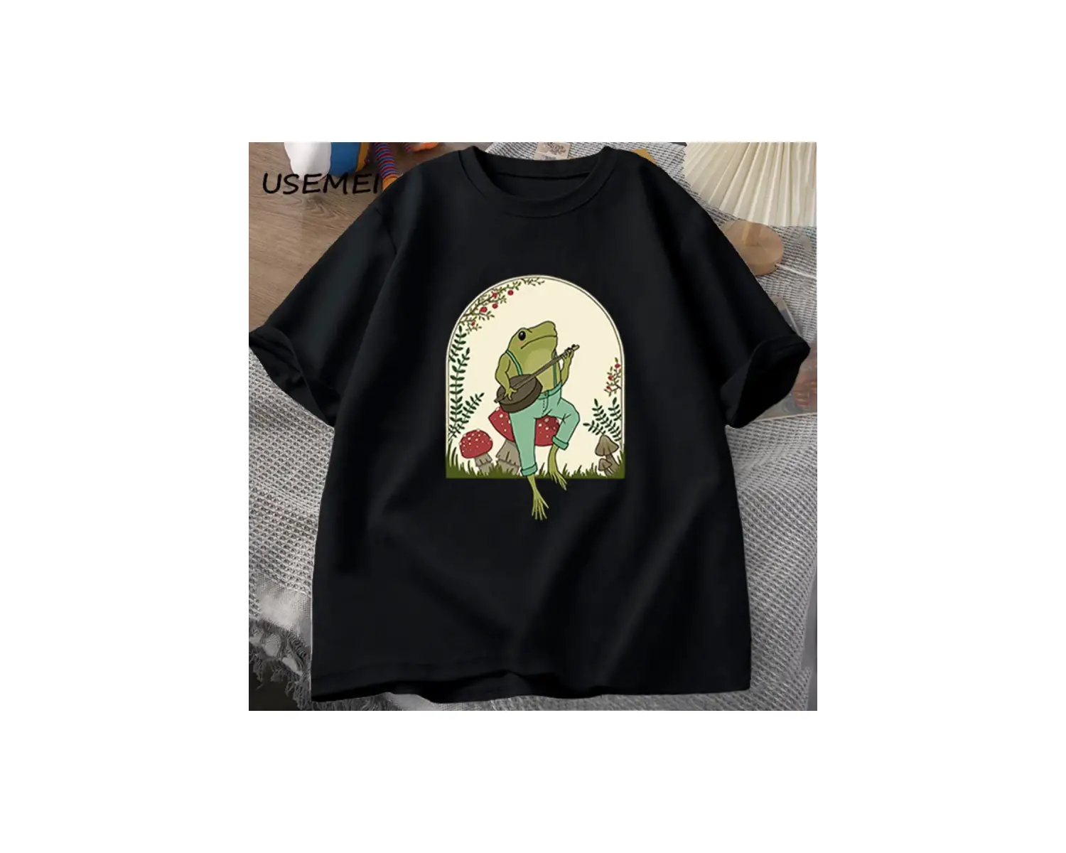 Sevimli Cottagecore t-shirt estetik kurbağa oynarken Banjo mantar T Shirt erkekler yaz pamuk
