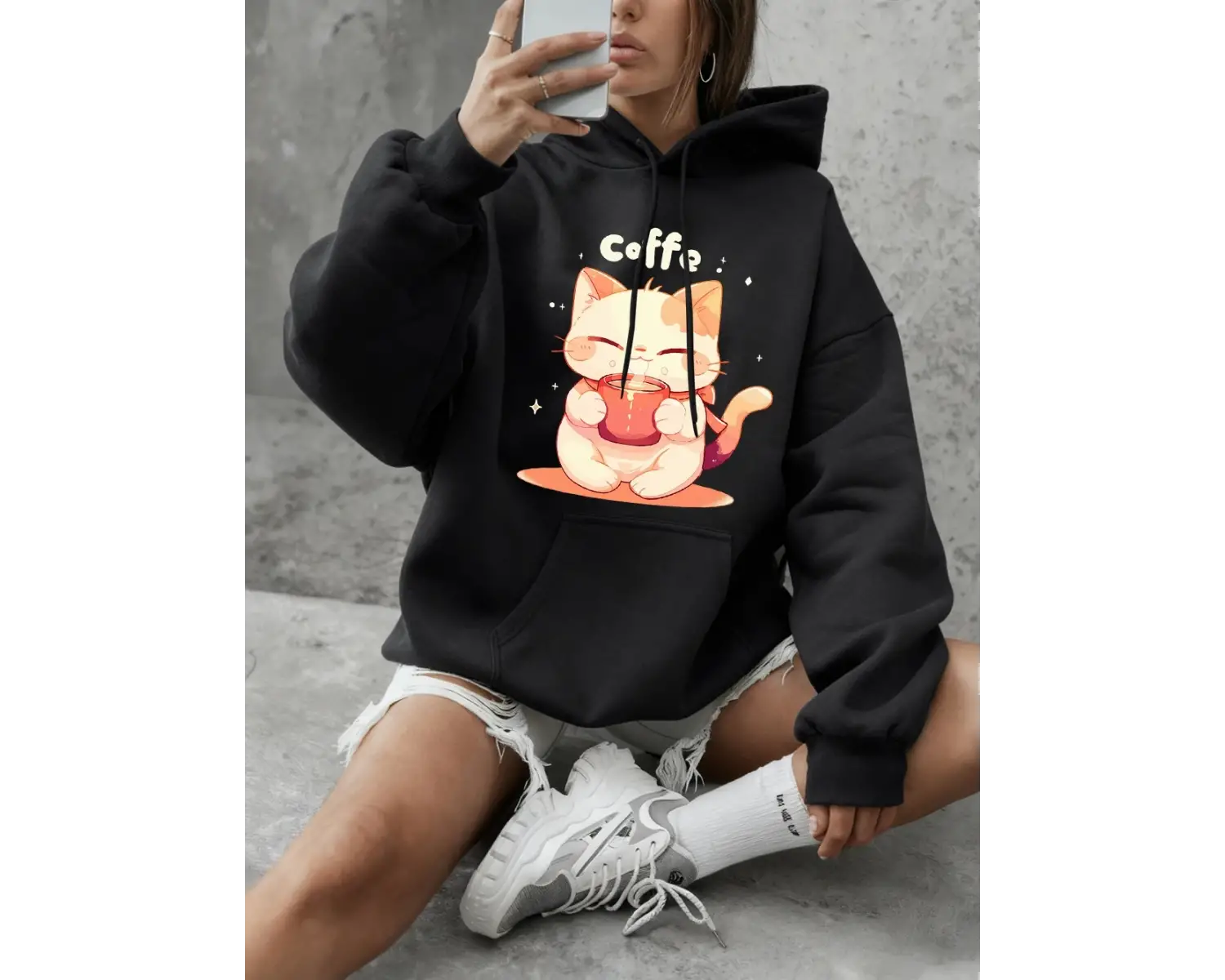 Sevimli Kedi Kahve İçiyor Baskı Kapüşonlular Bayanlar Günlük Gevşek Tişörtü Kış Polar Sıcak Ü