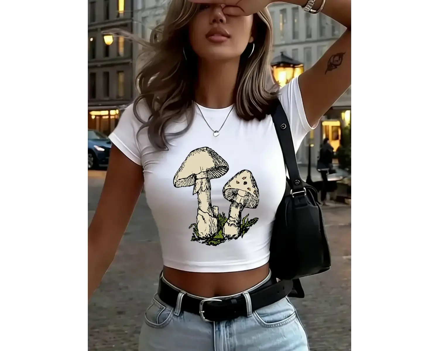 Sevimli Mantar Baskılar Kadın Kırpma T-Shirt Yaz Yumuşak Yüksek Elastik Üstler O-Boyun Kısa K