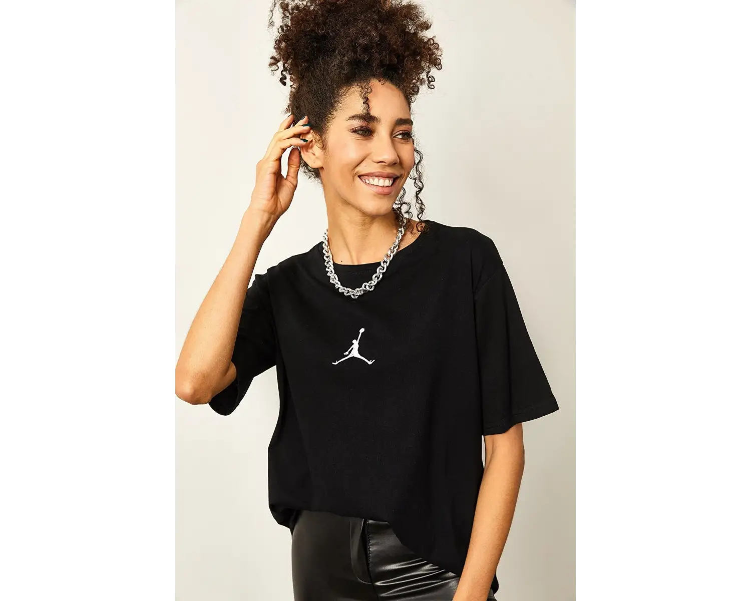 Siyah Kadın Air Baskılı Bisiklet Yaka Tişört