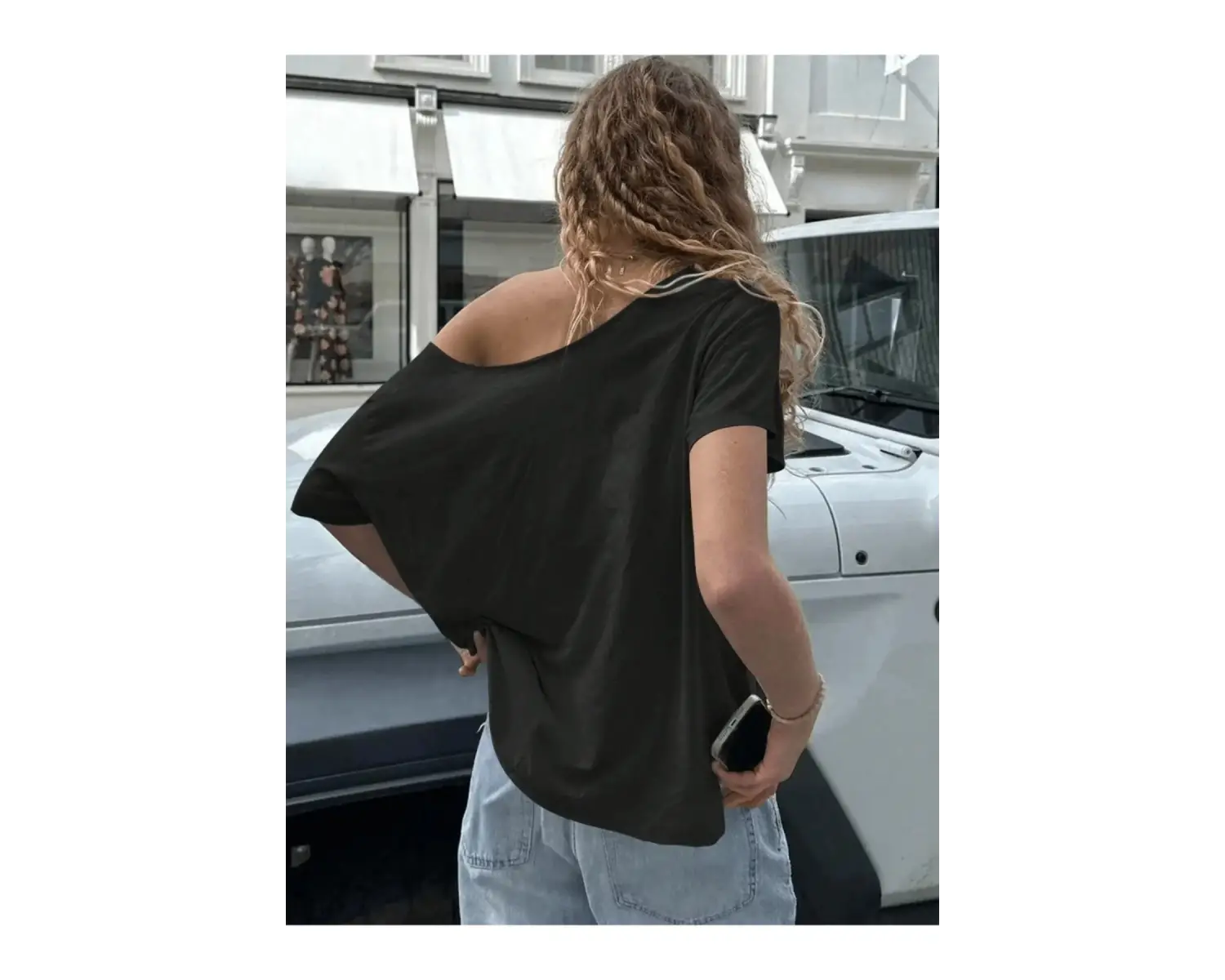 Siyah Kadın Düşük Omuz Kayık Yaka Theory Baskılı