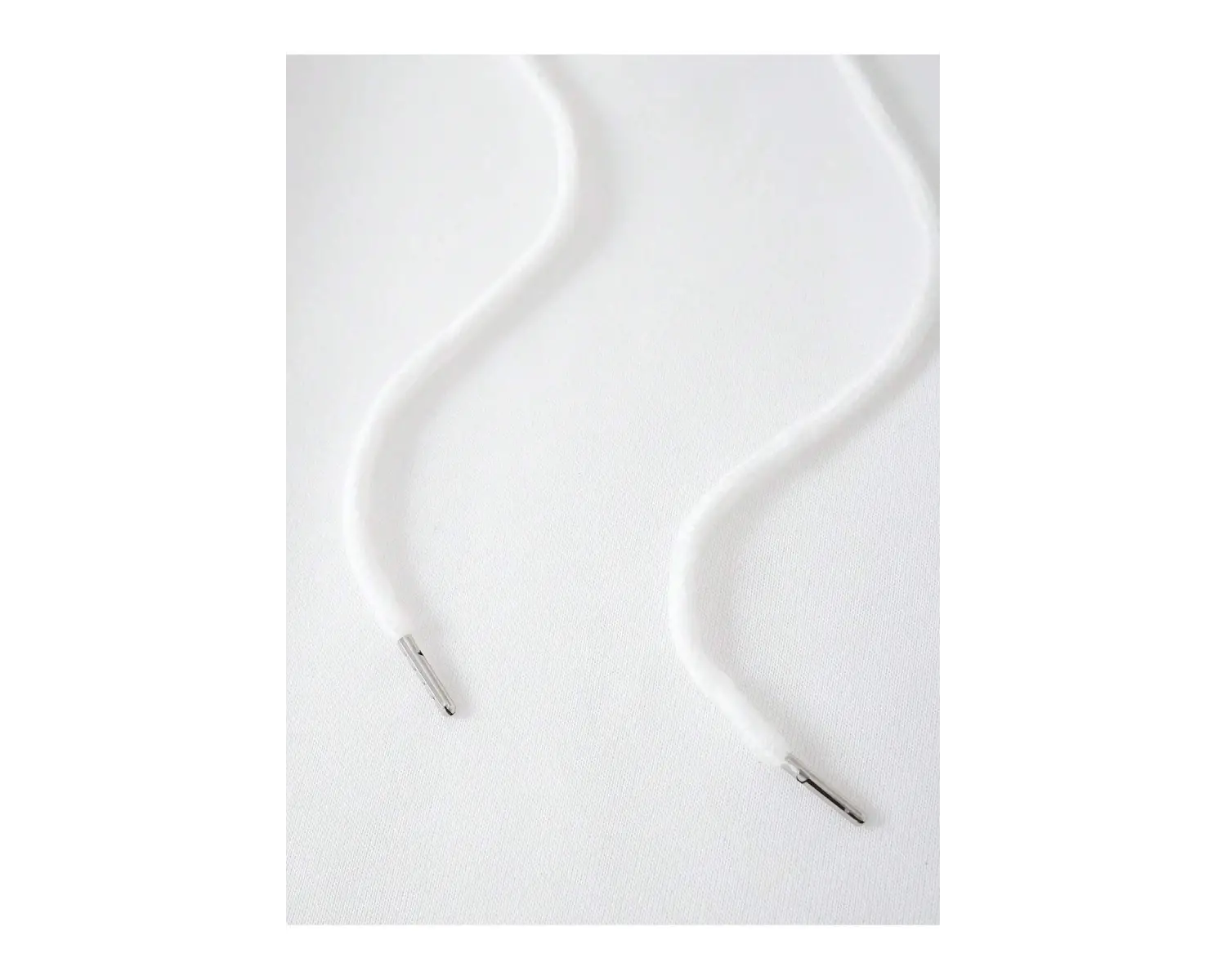 Slogan Grafikli Kanguru Cepli Büzgülü Kapüşonlu Üst Beyaz