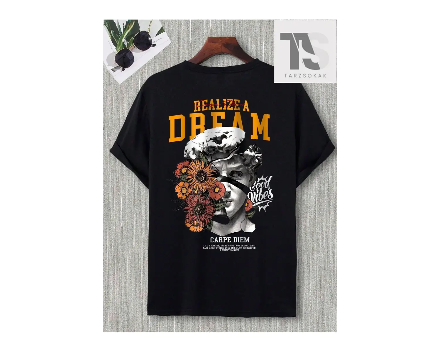 Sloganlı Erkek Heykel Baskılı T-shirt