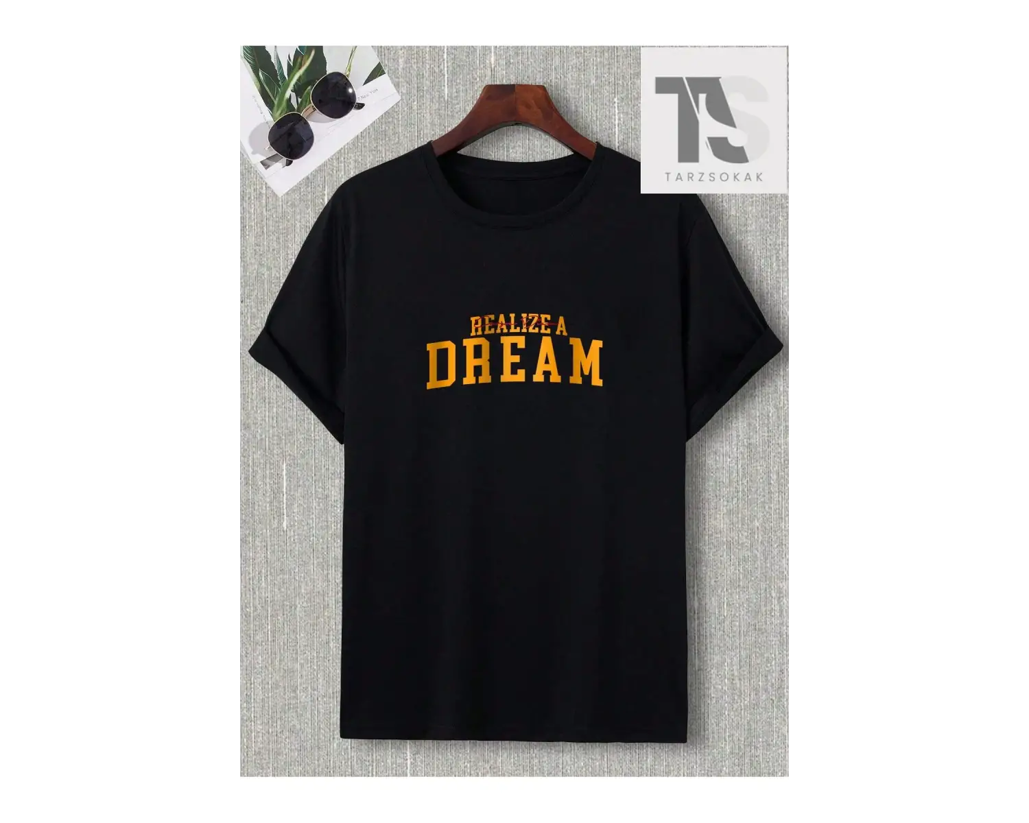 Sloganlı Erkek Heykel Baskılı T-shirt