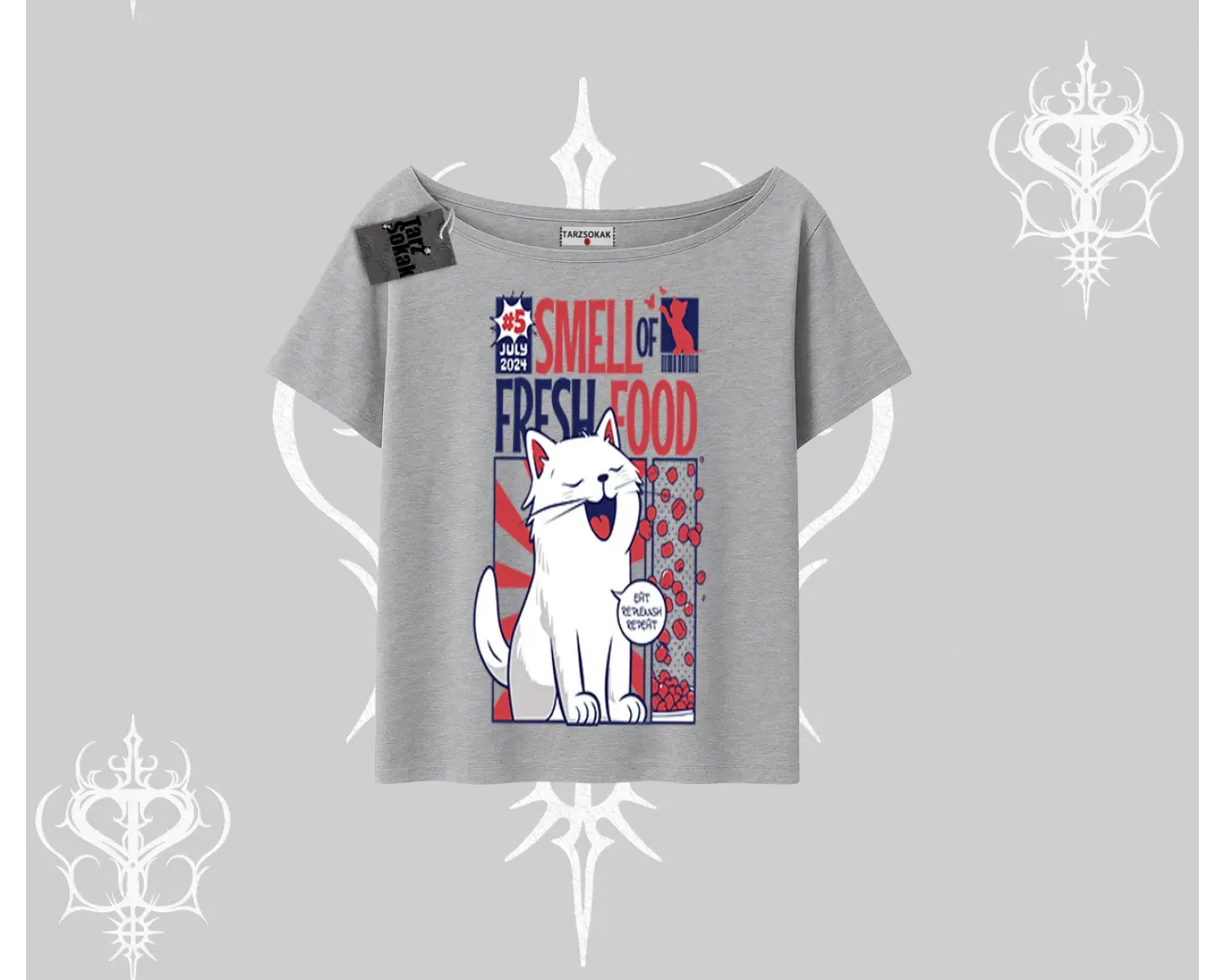 Smell of Fresh Food Kedi Baskılı Kayık Yaka Tshirt