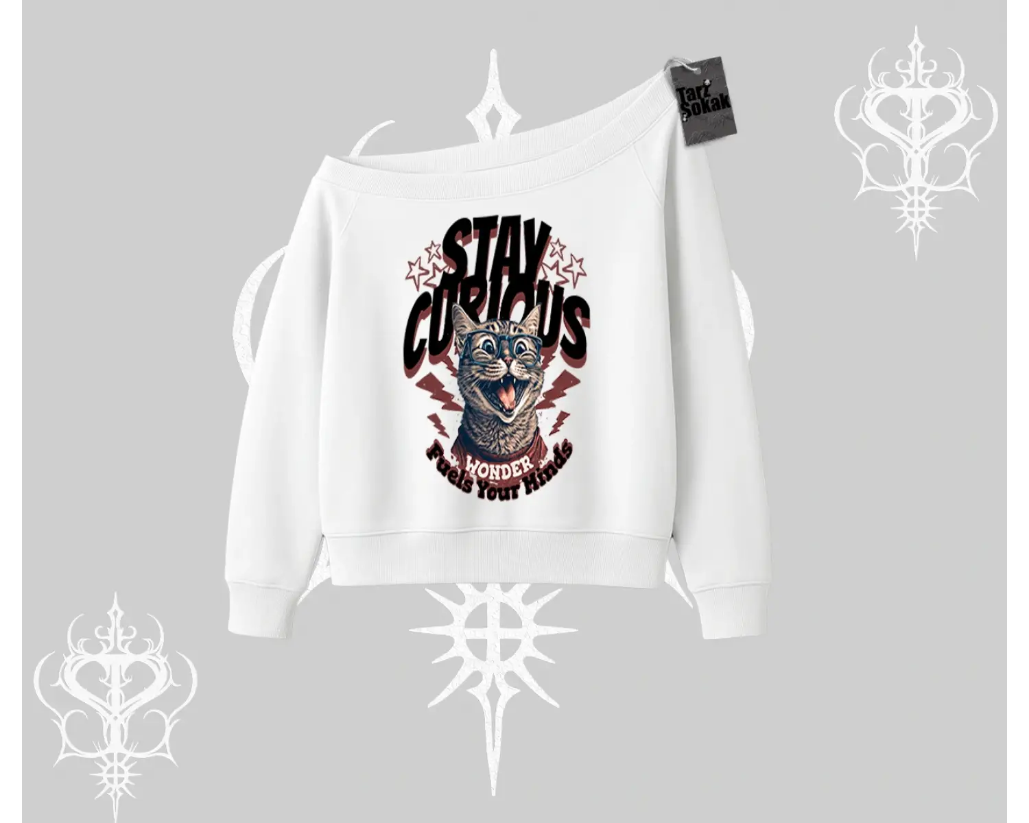 Stay Curious Kedi Baskılı Kayık Yaka Sweatshirt