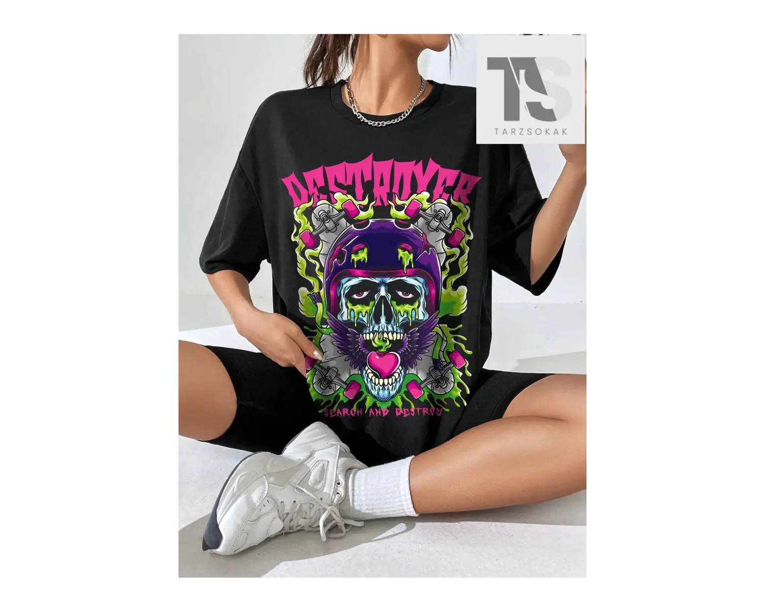 Tüy Desenli Düşük Omuzlu Tişört