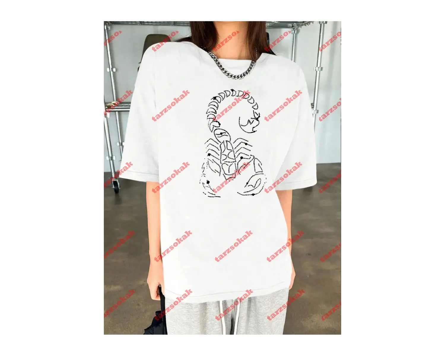 Unisex Akrep Baskılı Tshirt Beyaz