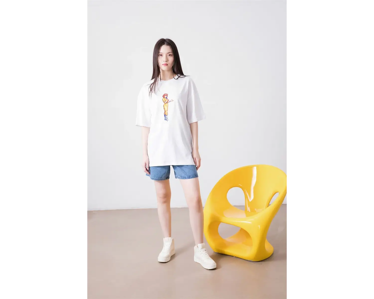 Unisex April Oneil Ninja Turtles Beyaz Tshirt