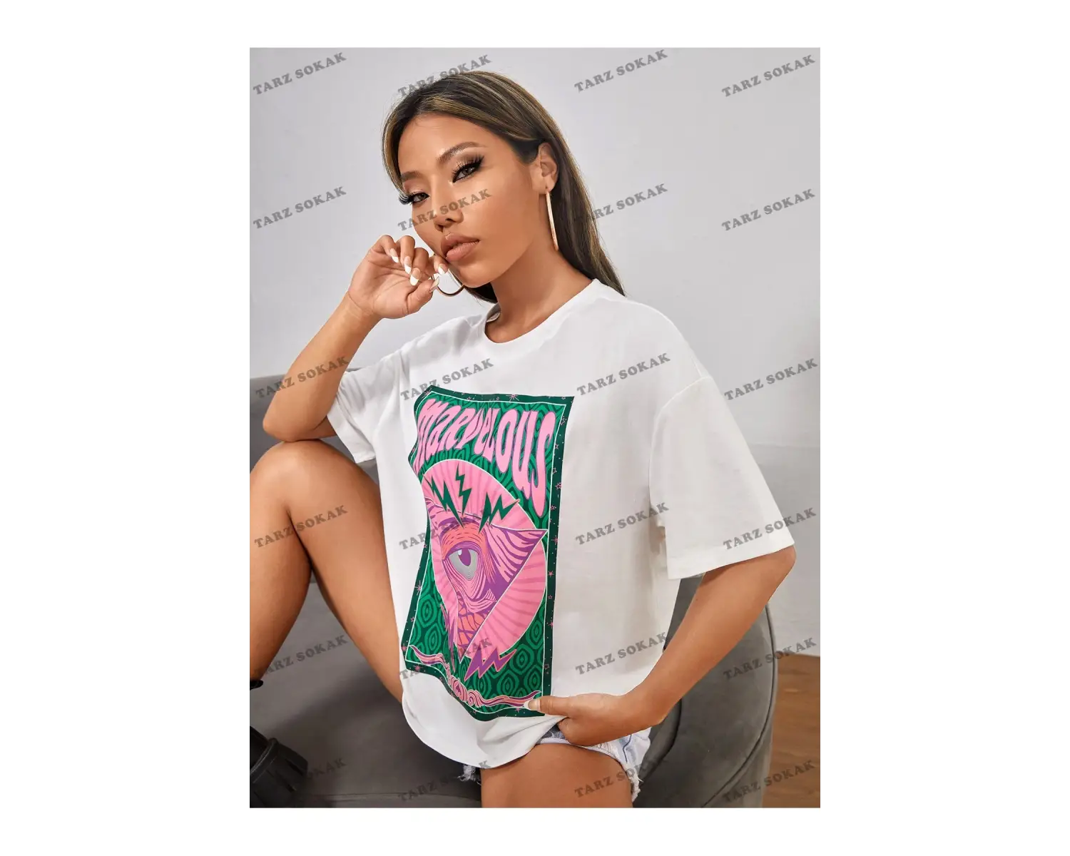 Unisex BAY  PETITE Göz ve Harf Grafik Damla Omuz Yazlık Giysiler Tişört KOD-1314