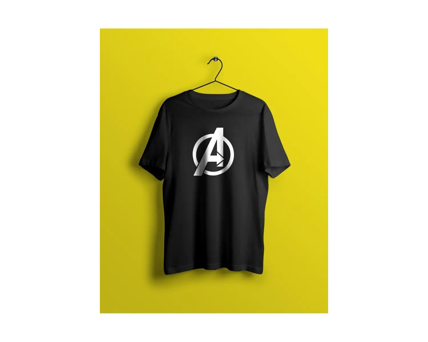 Unisex Beyaz Avengers Baskılı T-shirt