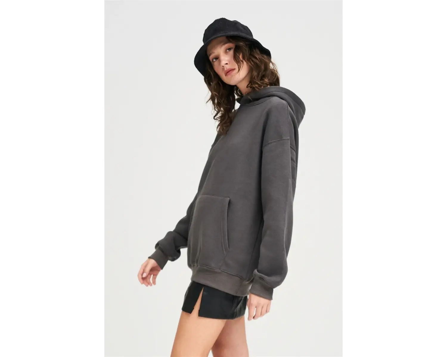 Unisex Beyaz Basic Sweatshirt Trndz200