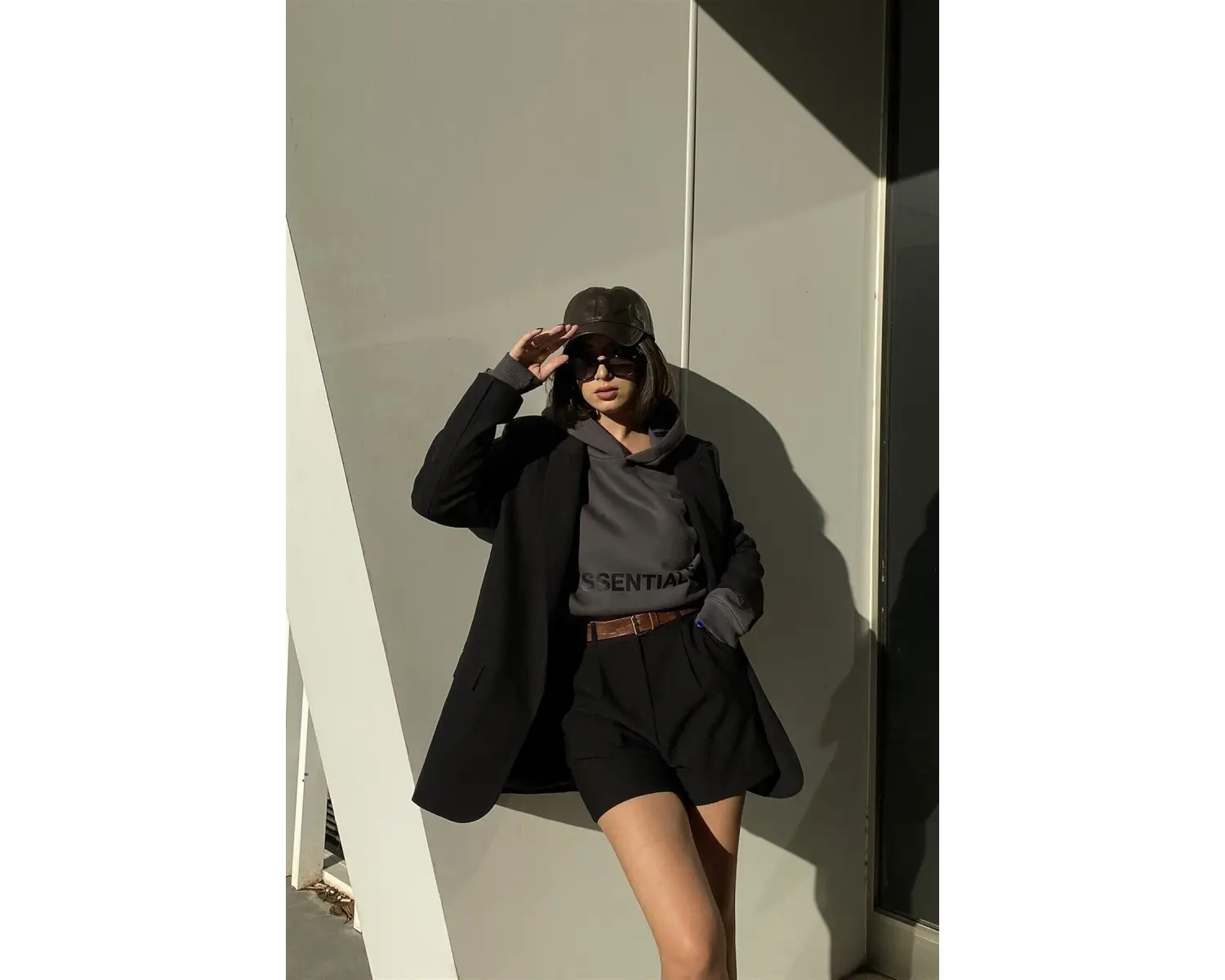 Unisex Beyaz Essentials Sweatshirt Trndz204