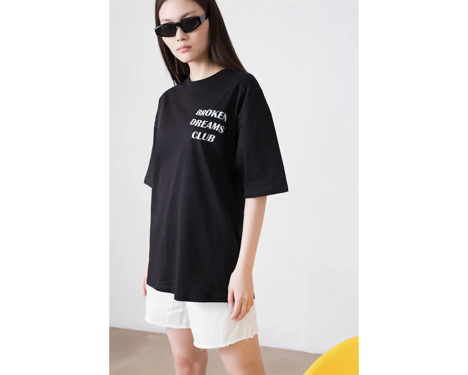 Unisex Broken Dreams Club Siyah Tshirt