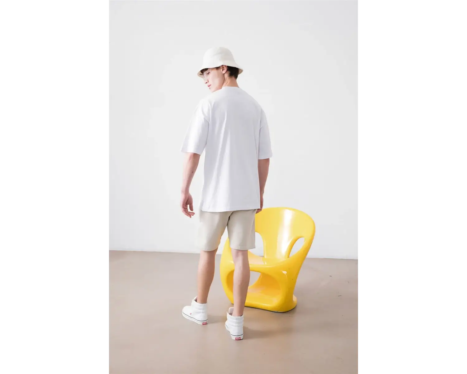 Unisex Essentials 303 Beyaz Tshirt