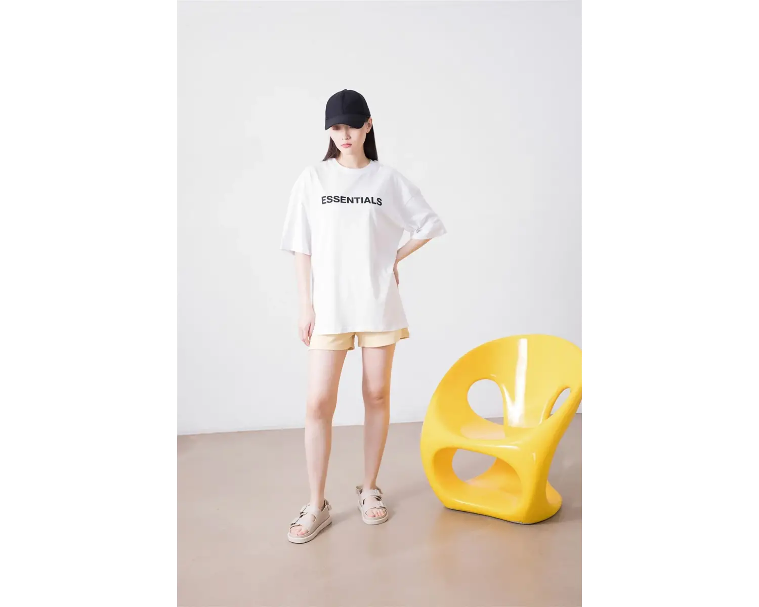 Unisex Essentials Beyaz Tshirt