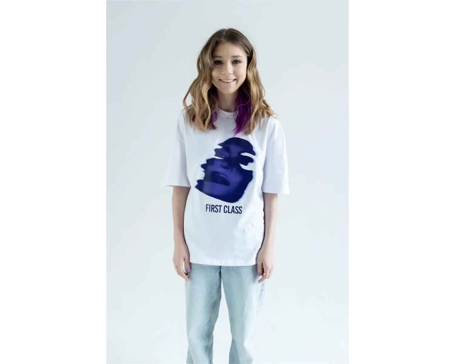 Unisex First Class Beyaz Tshirt