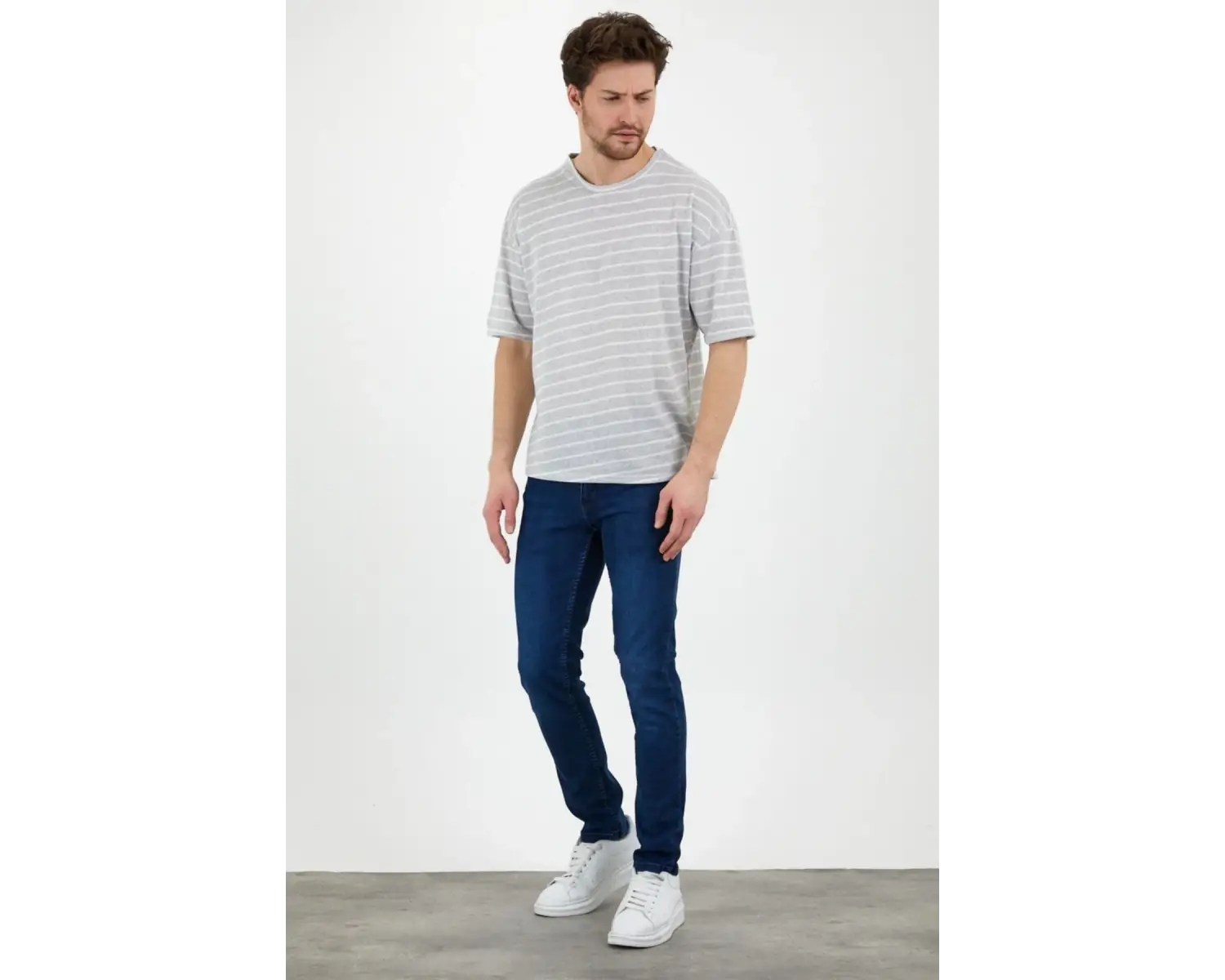 Unisex Gri Beyaz Çizgili Oversize Tshirt