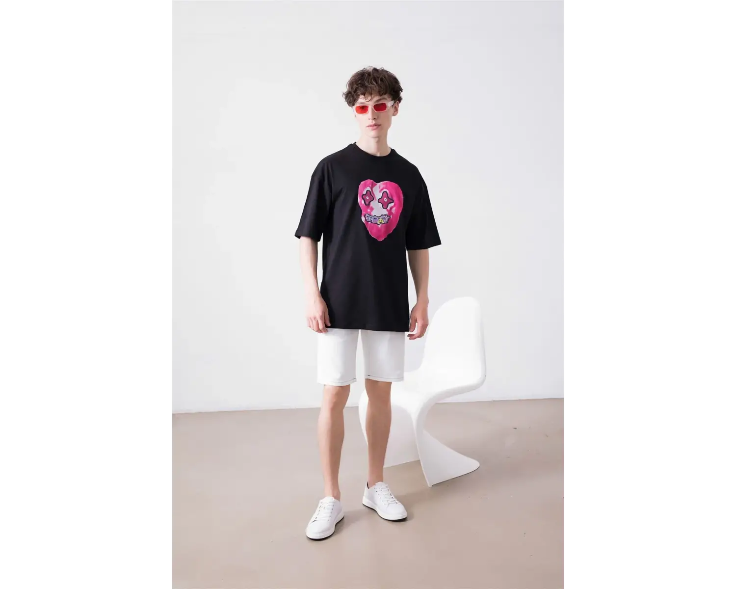 Unisex Kalp Beyaz Tshirt