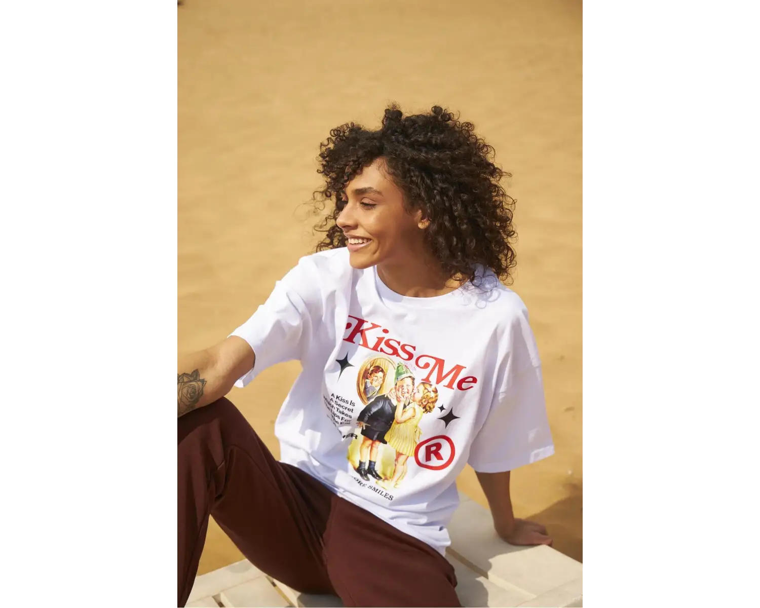 Unisex Kiss Me Tshirt Beyaz