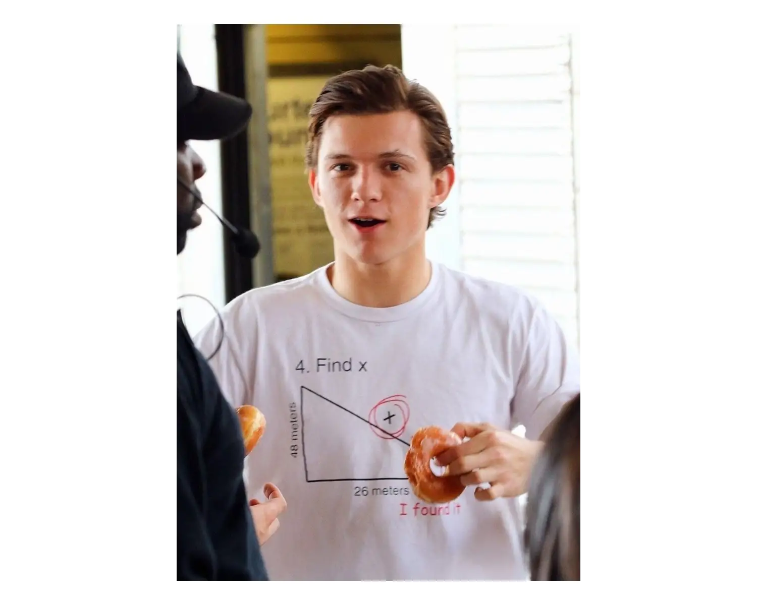 Unisex Marvel Spiderman Tom Holland Find X Tshirt