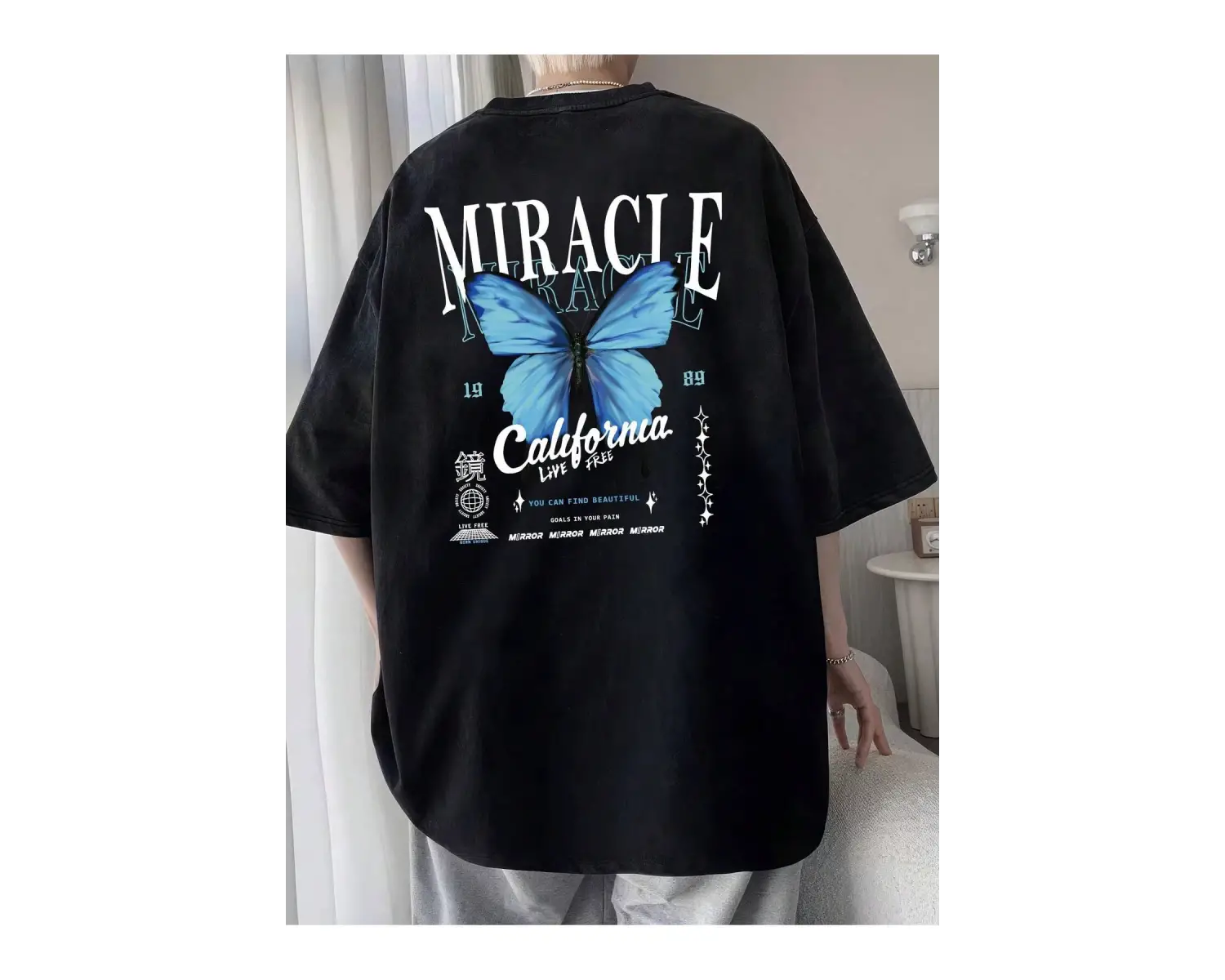 Unisex Oversize Kalıp Kelebek & Harf Grafik Damla Omuz Harajuku Style