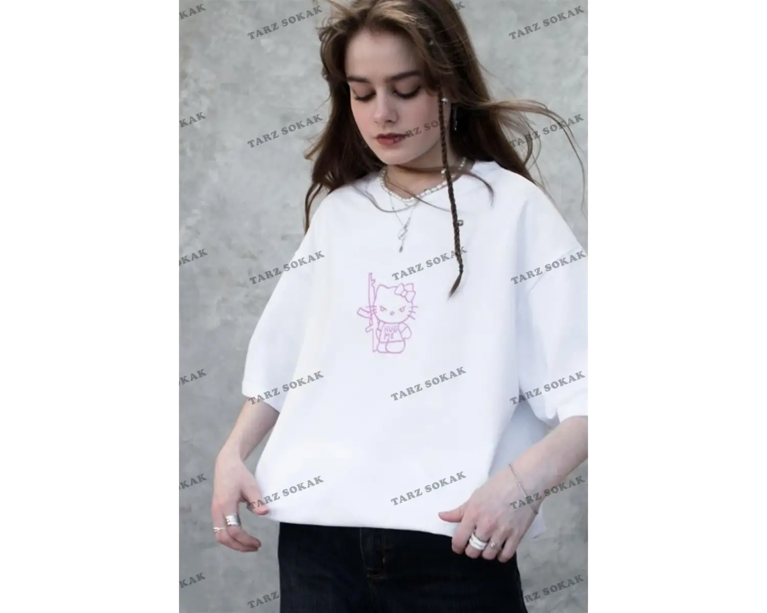 Unisex Pembe Hug Me Hello Kitty Tshirt