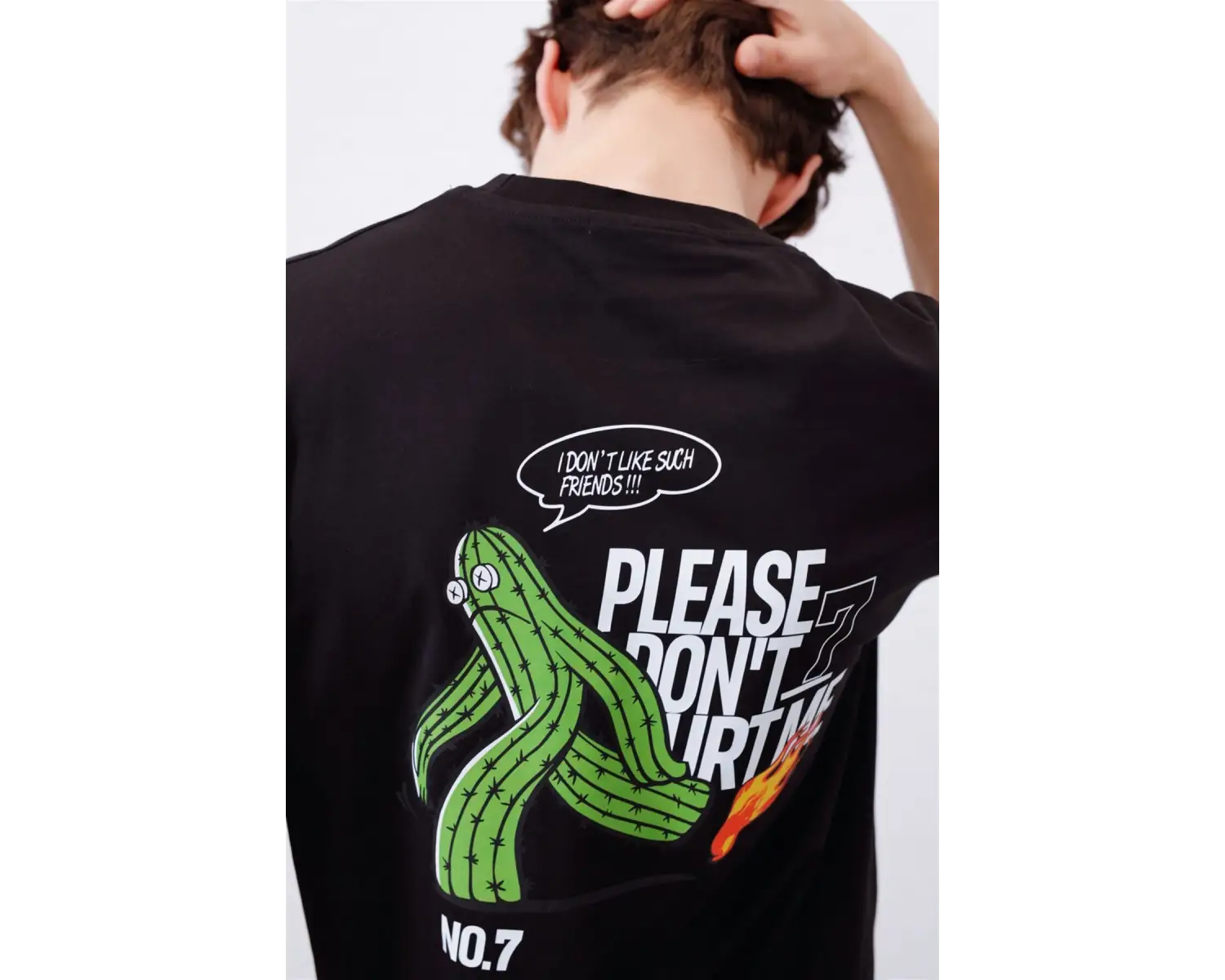 Unisex Please Dont Hurt Me Siyah Tshirt