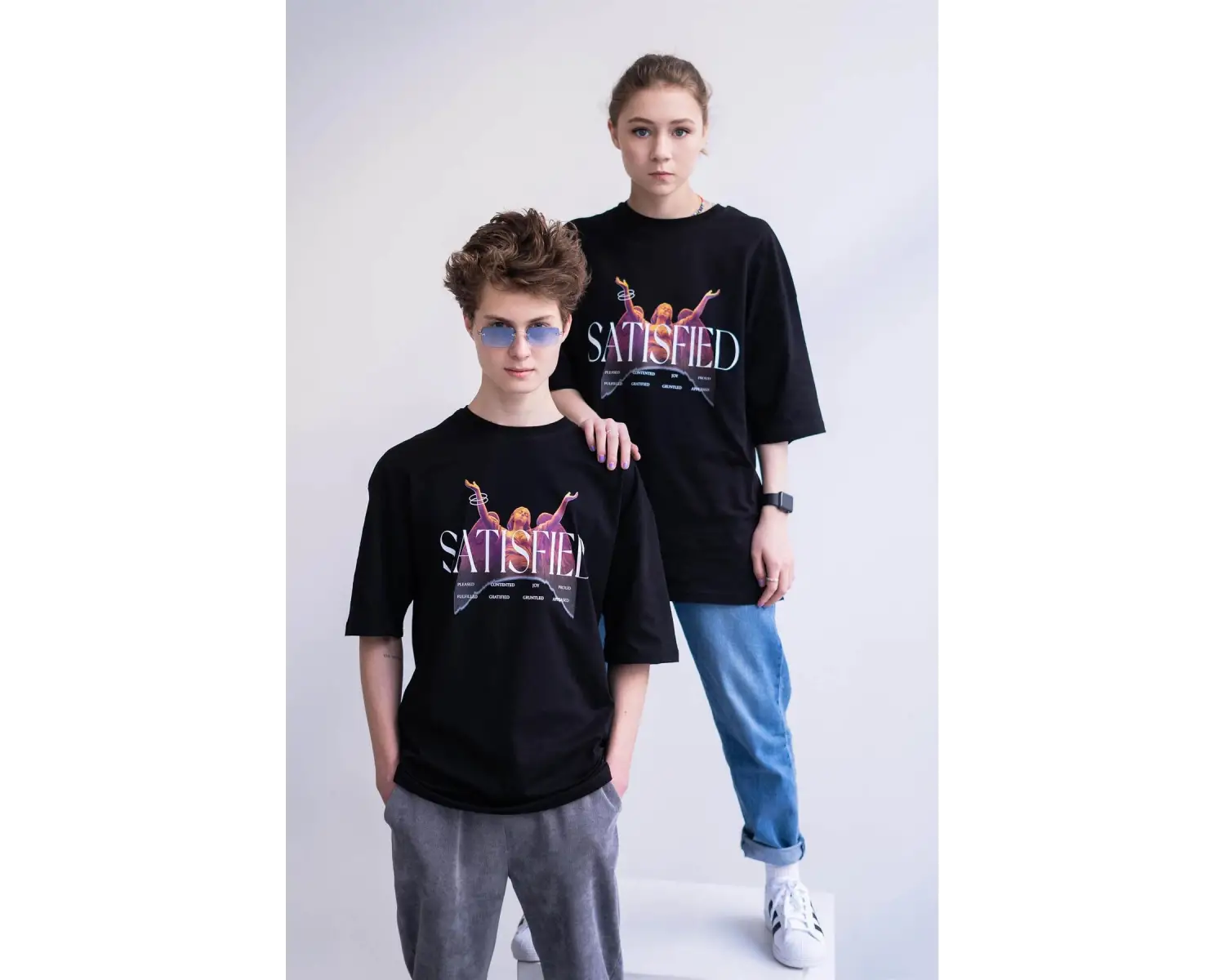 Unisex Satisfied Siyah Tshirt